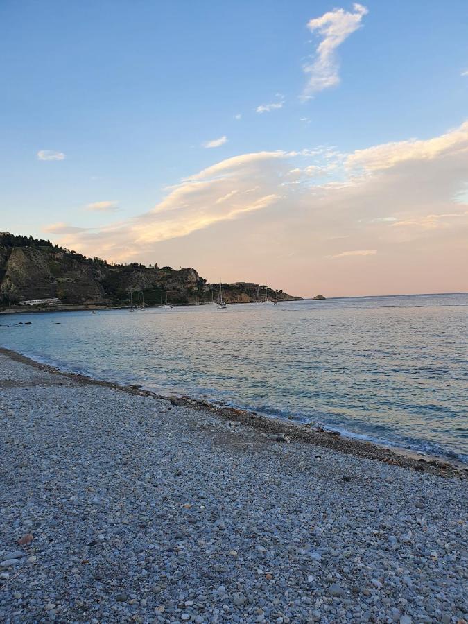 Il Cantone Del Faro Giardini Naxos Eksteriør bilde