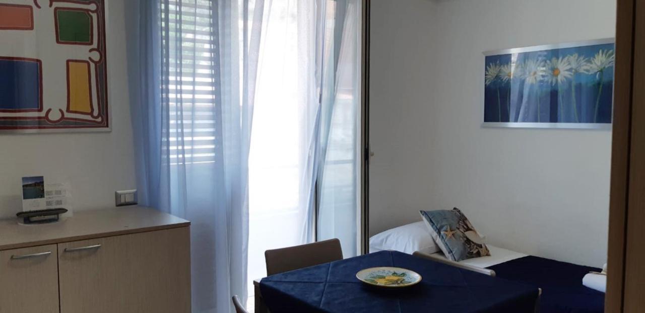 Il Cantone Del Faro Giardini Naxos Eksteriør bilde